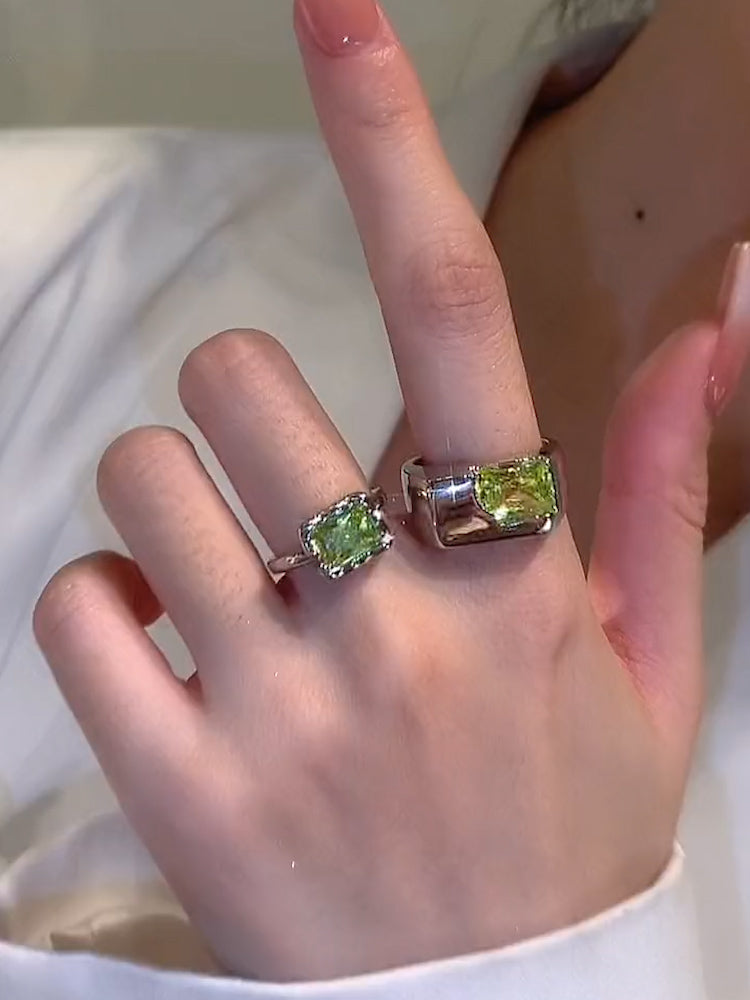 Nhẫn kim cương hình vuông nho xanh Nhẫn thực phẩm mở hai món Nhẫn đeo tay Nhẫn cá tính