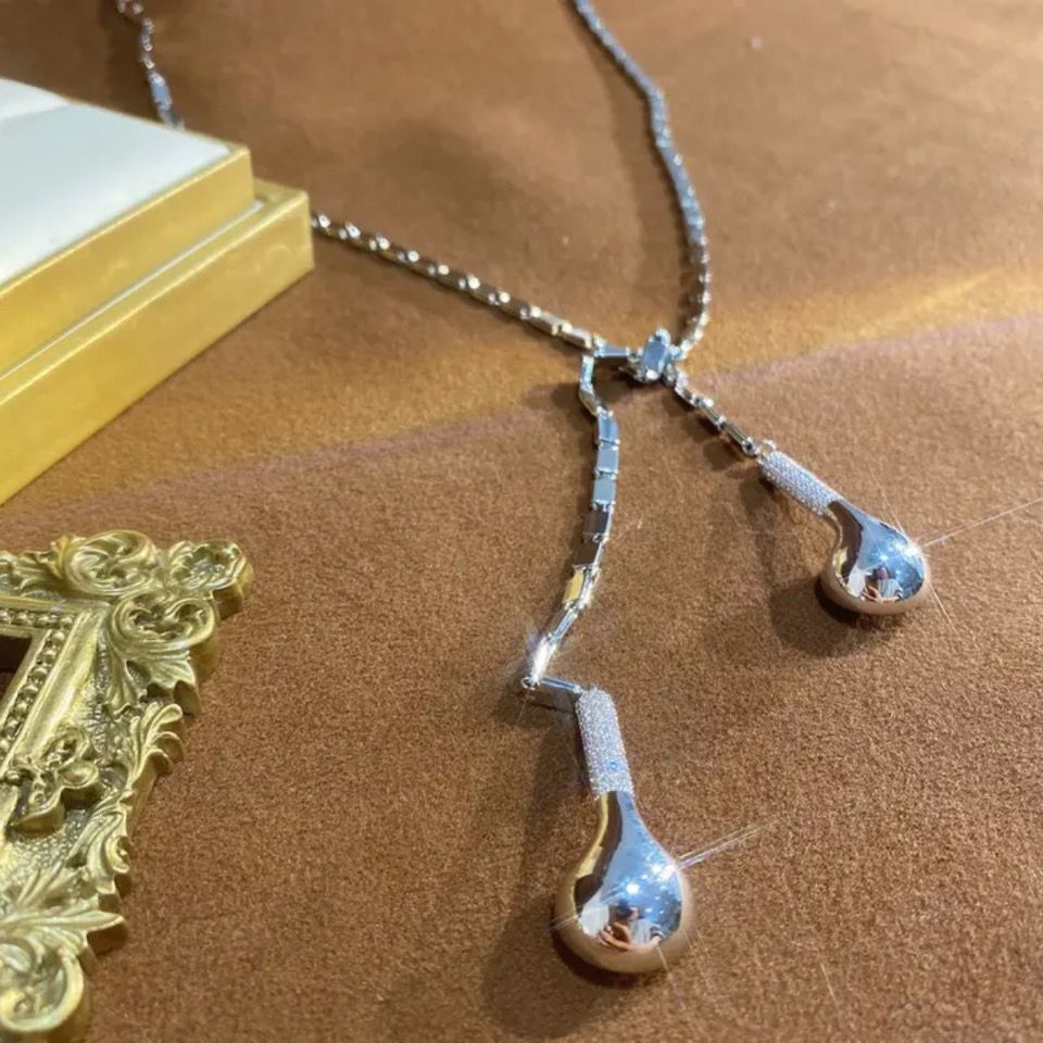 Wear more zircon earphone necklace