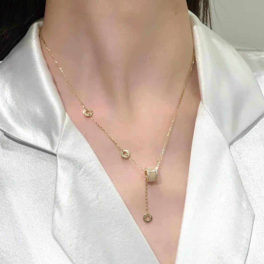 Natural mother shell slightly inlaid with zirconium waist necklace