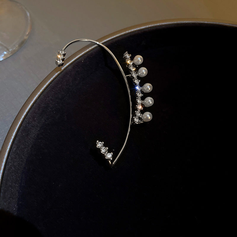 Diamond  Ear Hanging