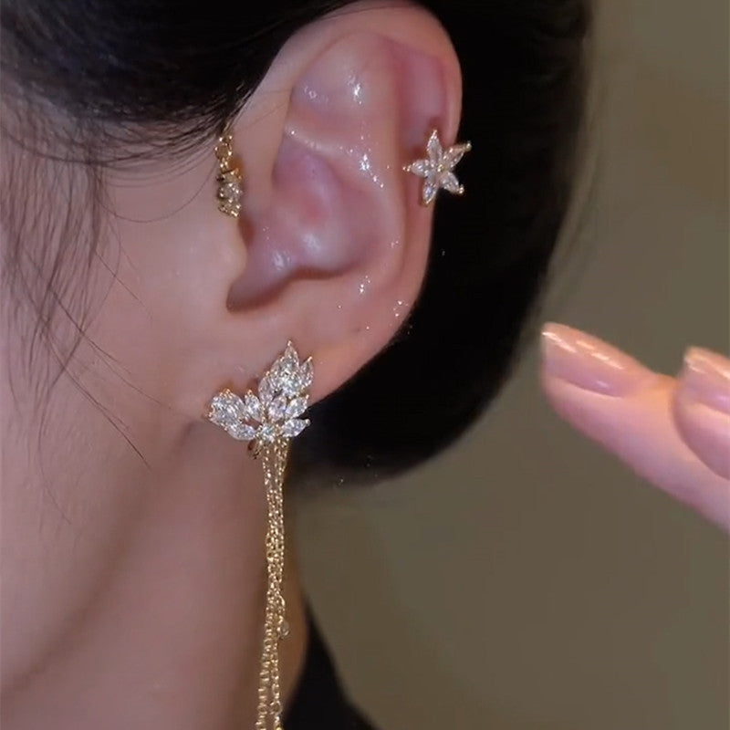 Slightly set with butterflies and shining stars women's aurless holes