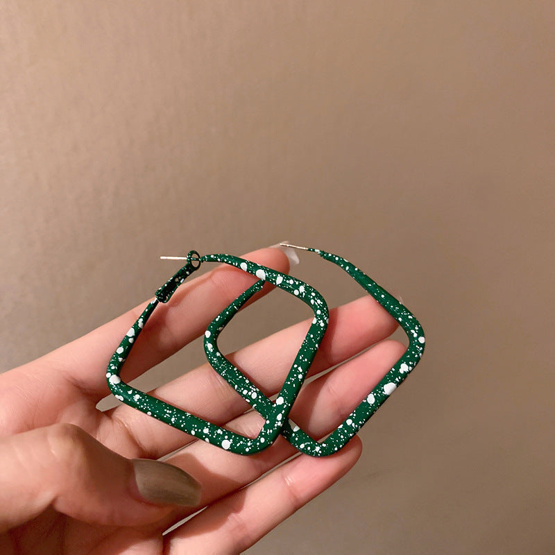 Vintage Green Heart Earrings Cn0044