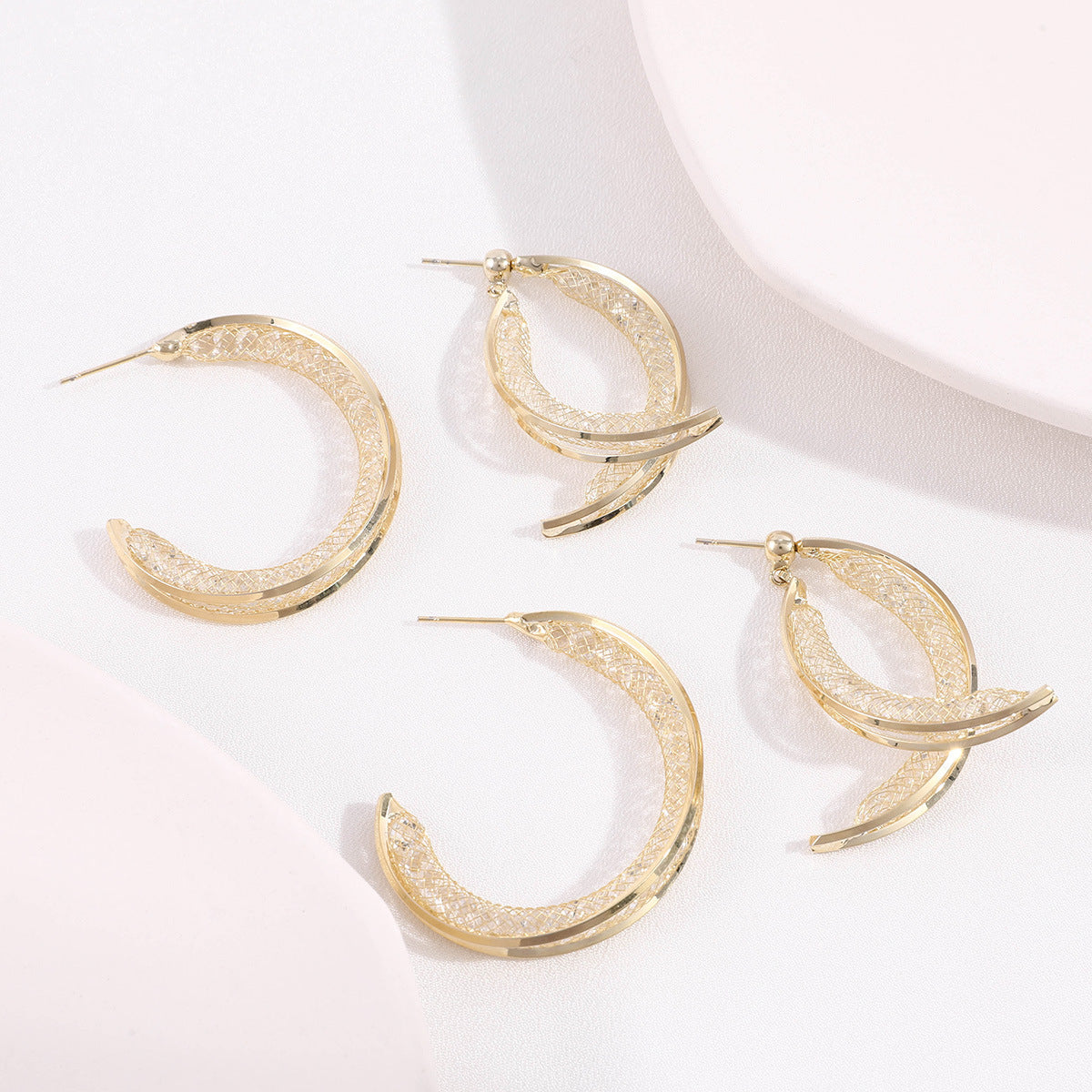 گوشواره های میخی مد صلیب جلو و پشت توخالی مشبک شخصی اروپایی و آمریکایی