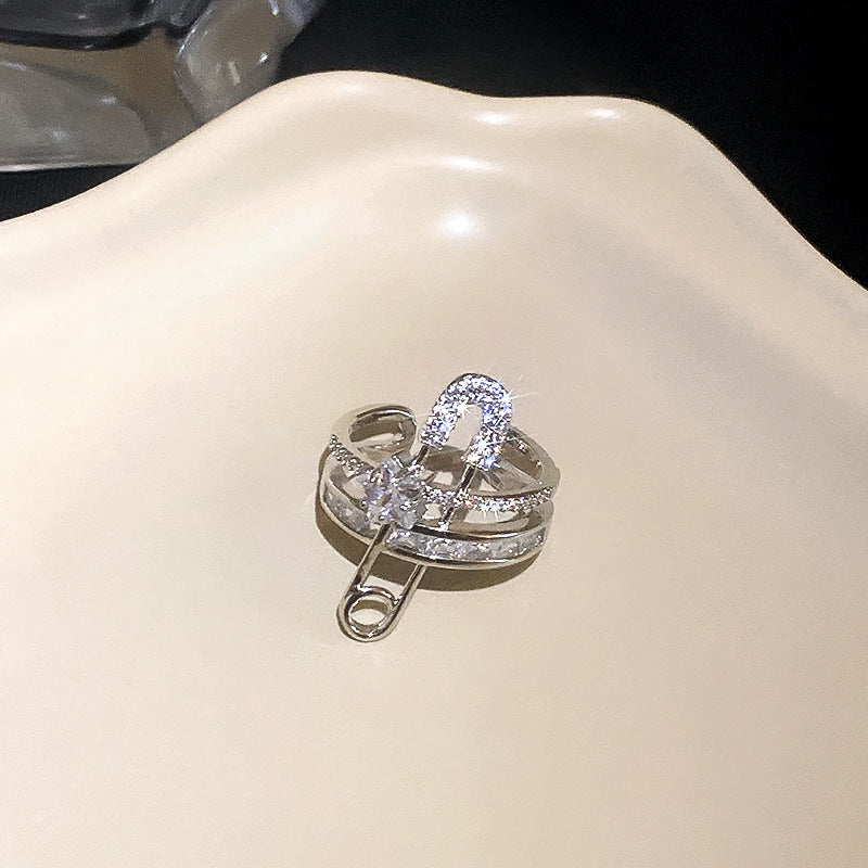 Emerald Zircon Stitching Ring Cn0015