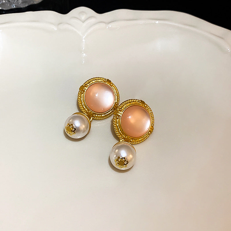 Love Palace Style Retro Stud Earrings Cn0019