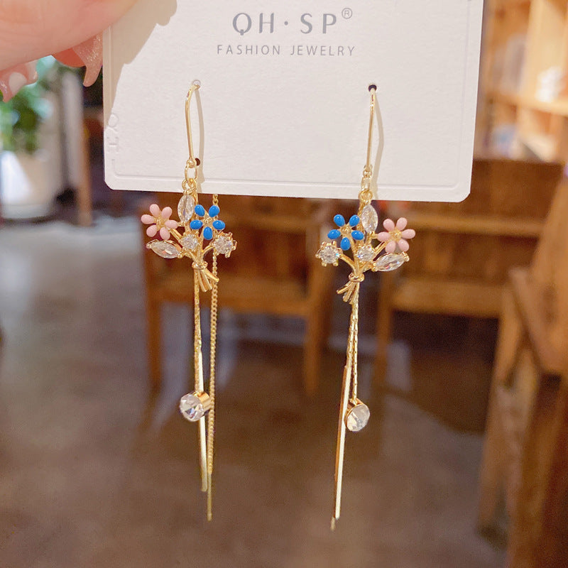 گوشواره آویز منگوله ای بلند زیرکون