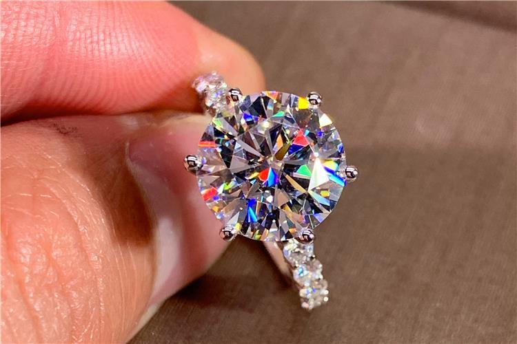 Nhẫn Kim Cương Mosanite 6 Móng Vuốt Màu Vàng Trắng Dát Moissanite Nhẫn Kim Cương Đầy Đủ Cho Nữ