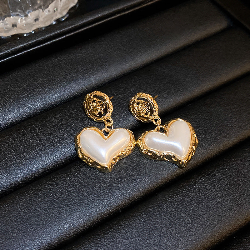 Retro Alphabet Zircon Earrings Cn0018