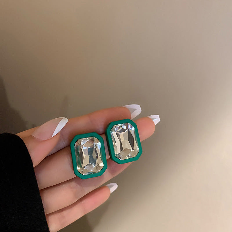 Vintage Green Heart Earrings Cn0044