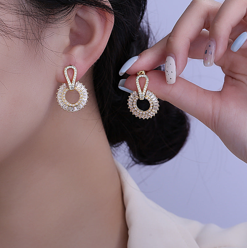 Bright Light Tassel Full Diamond Earrings Cn0217