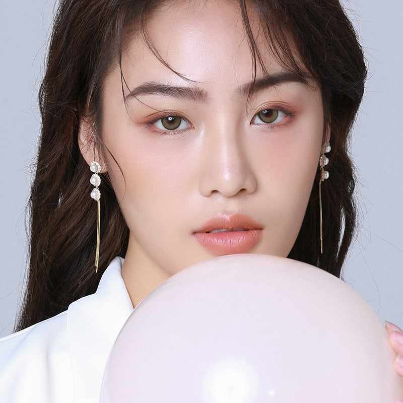 گوشواره نازک براق گوشواره نقره ای رنگ گوشواره زنانه خط گوش بلند