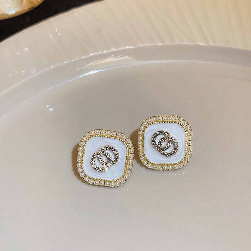 Retro Alphabet Zircon Earrings Cn0018