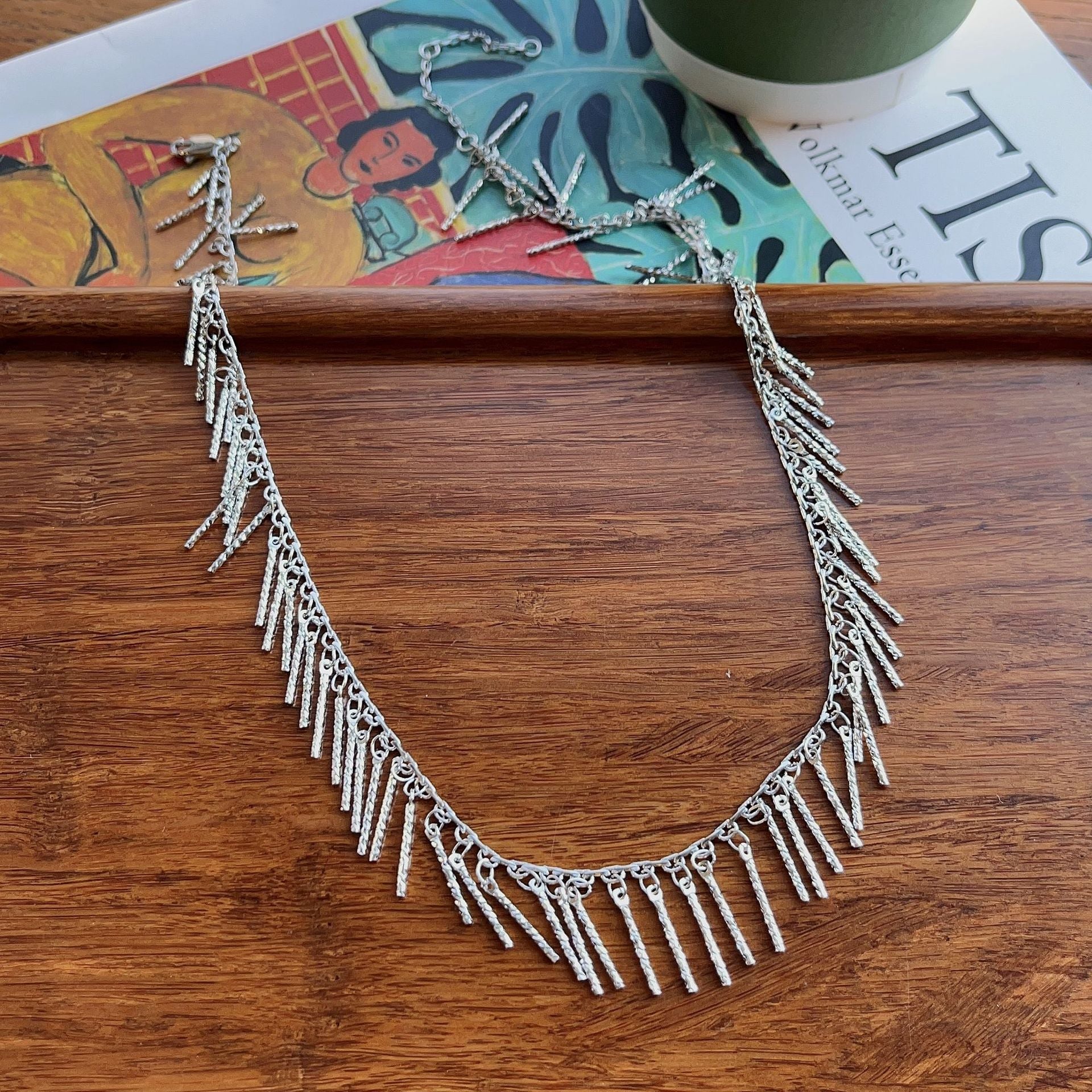 কুলুঙ্গি স্বভাব অনিয়মিত ট্যাসেল নেকলেস মহিলা মেটাল চেইন জ্যামিতিক ক্ল্যাভিকল চেইন
