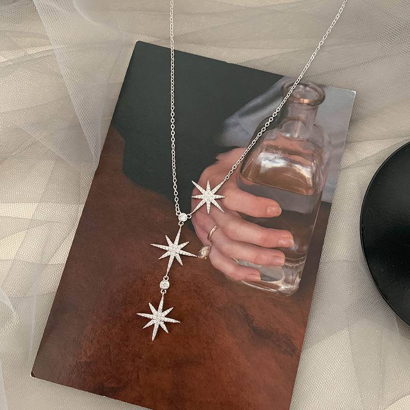 মহিলাদের জন্য আট-পয়েন্টেড তারকা দুল নেকলেস