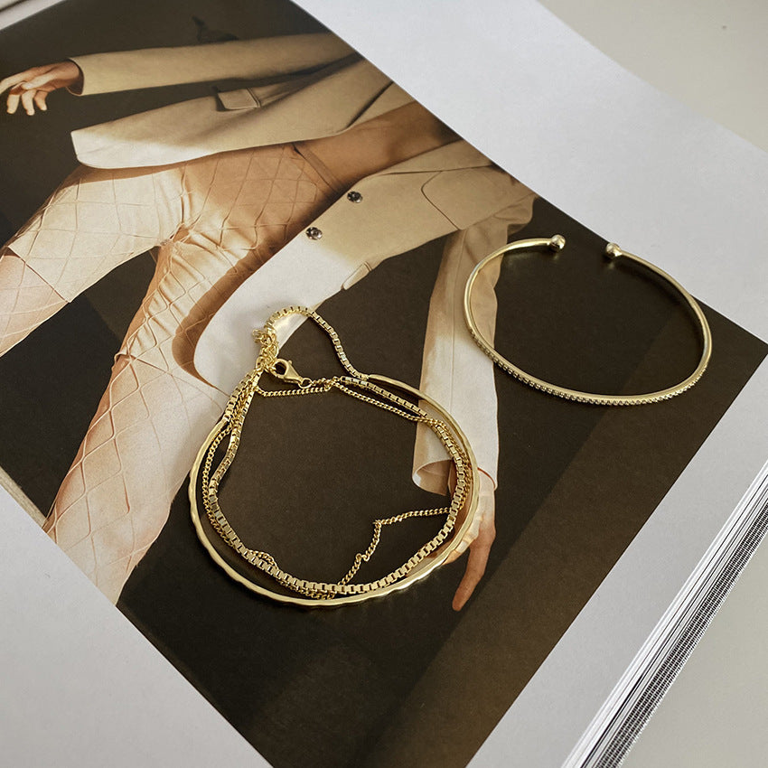 মাল্টি-লেয়ার ব্রেসলেট মহিলাদের বিপরীতমুখী ফ্যাশন মিনিমালিজম ব্যক্তিগতকৃত ব্রেসলেট ব্রেসলেট