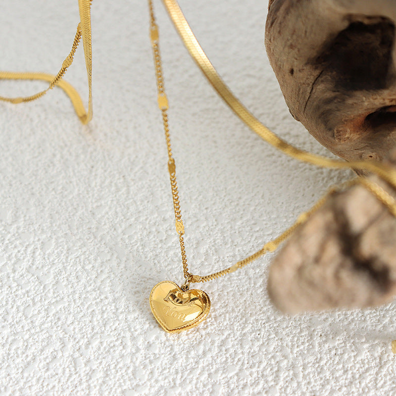 Double-Layer Clavicle Chain Love Pendant Necklace Cn0271