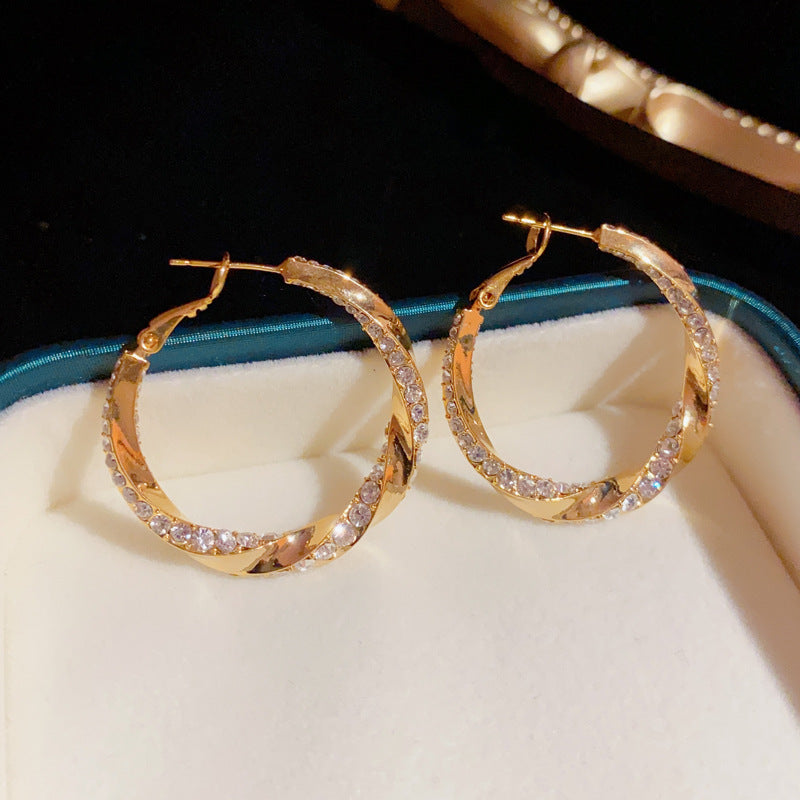 حلقه گوش بزرگ تابیده الماس