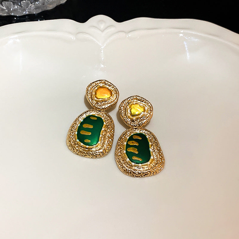 Love Palace Style Retro Stud Earrings Cn0019