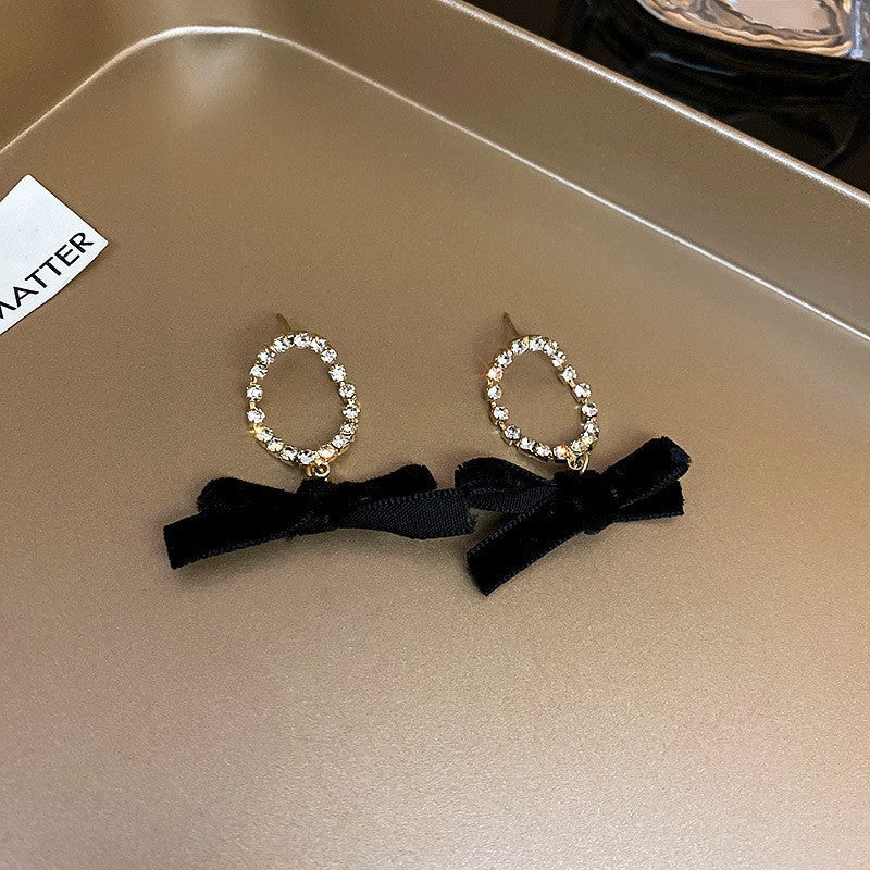 Sweet Kuchao Flu Dark Wind Ear Studs Cn0022