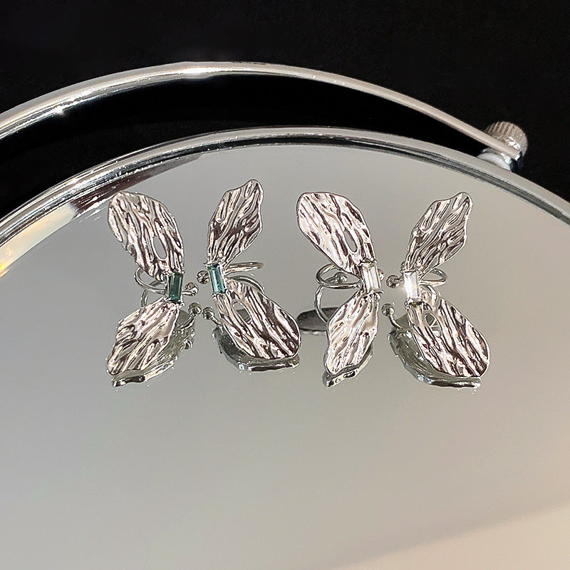 Pleated Diamond Butterfly Non-Piercing Ear Clip Cn0030