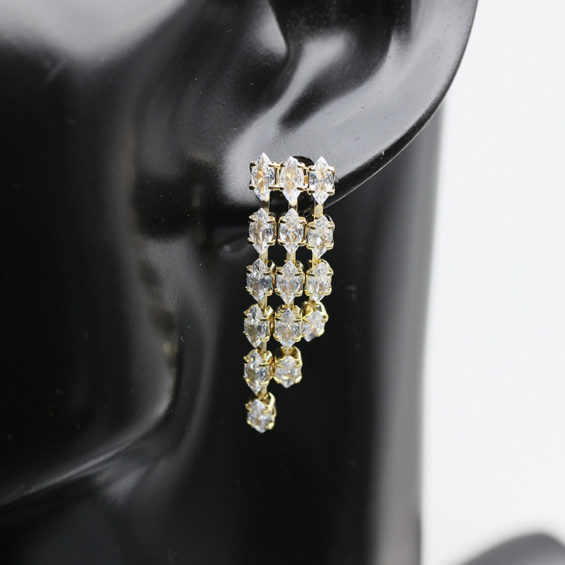 گوشواره چشم اسبی براق و متقارن جدید گوشواره زیرکونی با پرده آویزان