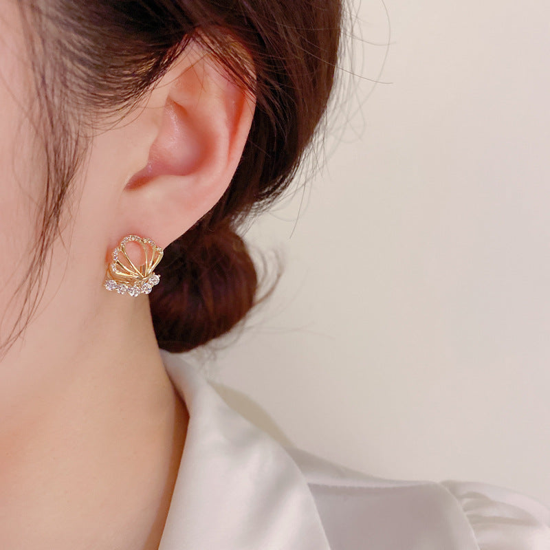 New Micro Inlaid Zircon Hollow Sea Shell Ear Clip