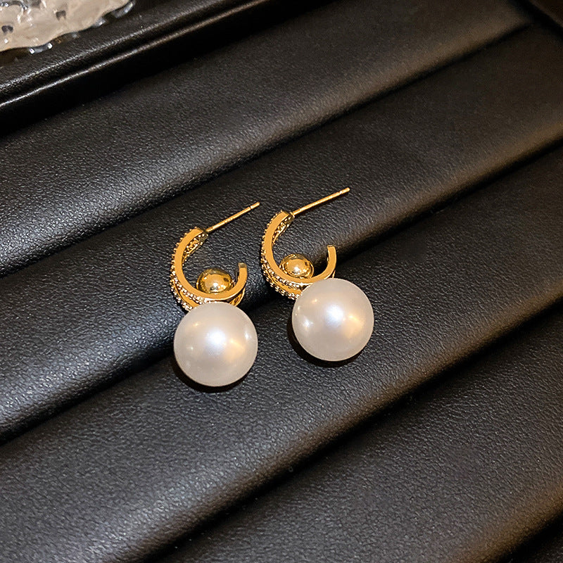 Retro Alphabet Zircon Earrings Cn0018