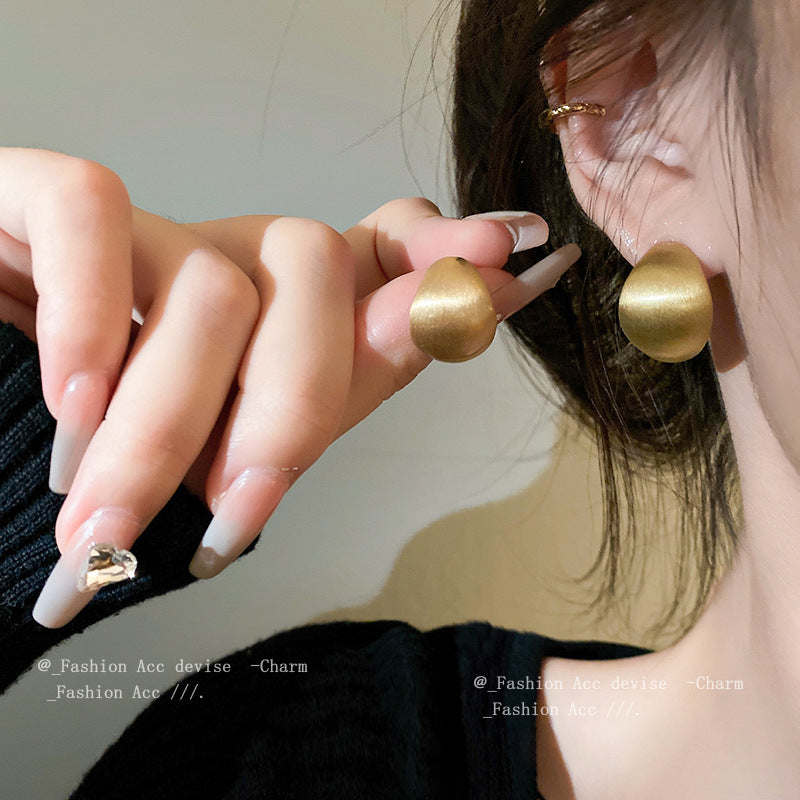 Bean Earrings Cn0048