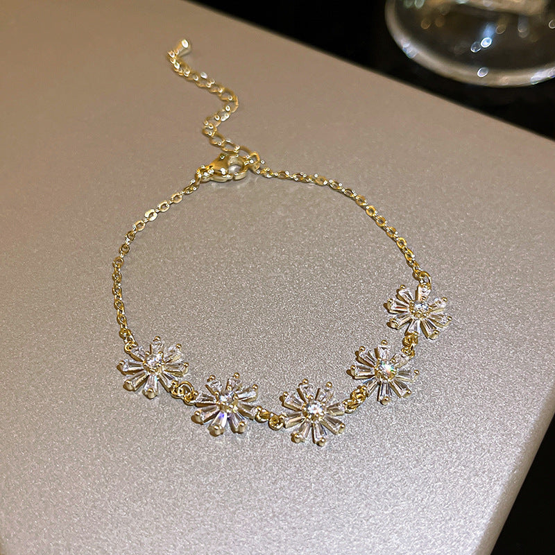 Zircon with Diamond Emerald Bracelet Cn0016