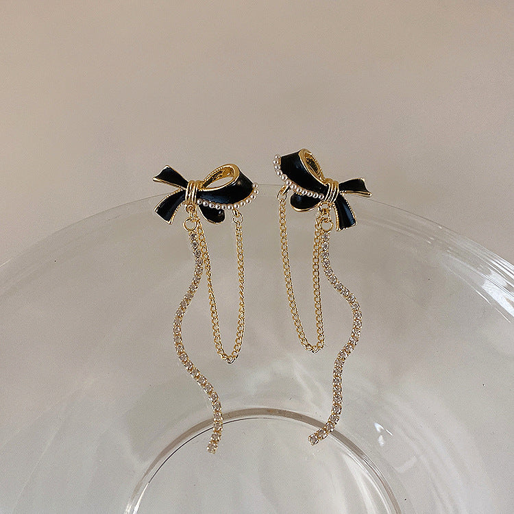 Pendientes largos con borla y cadena de diamantes de imitación con lazo