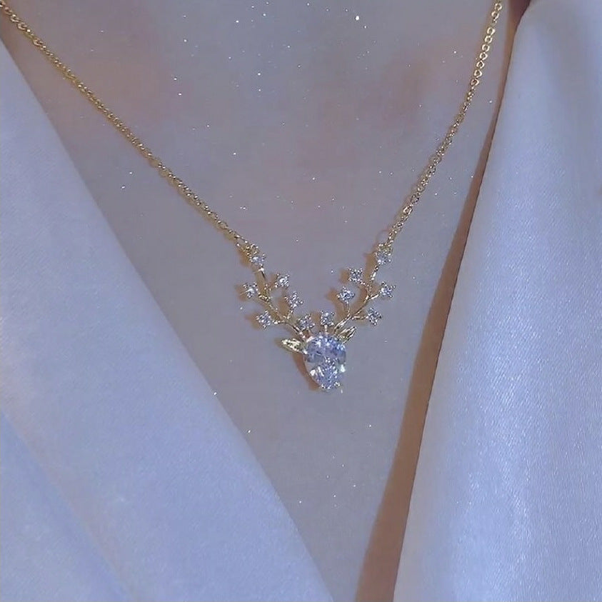 Little Dear Necklace Female Clavicle Chain