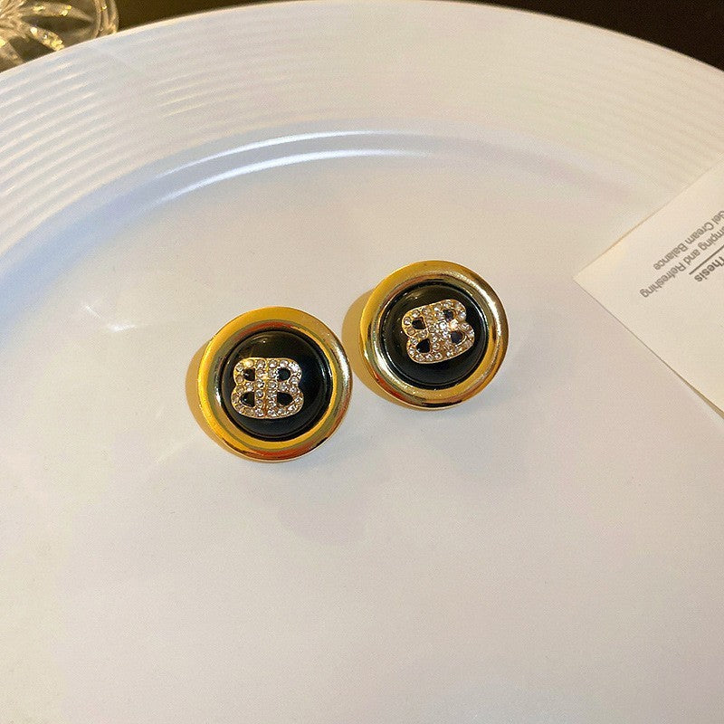 Sweet Kuchao Flu Dark Wind Ear Studs Cn0022