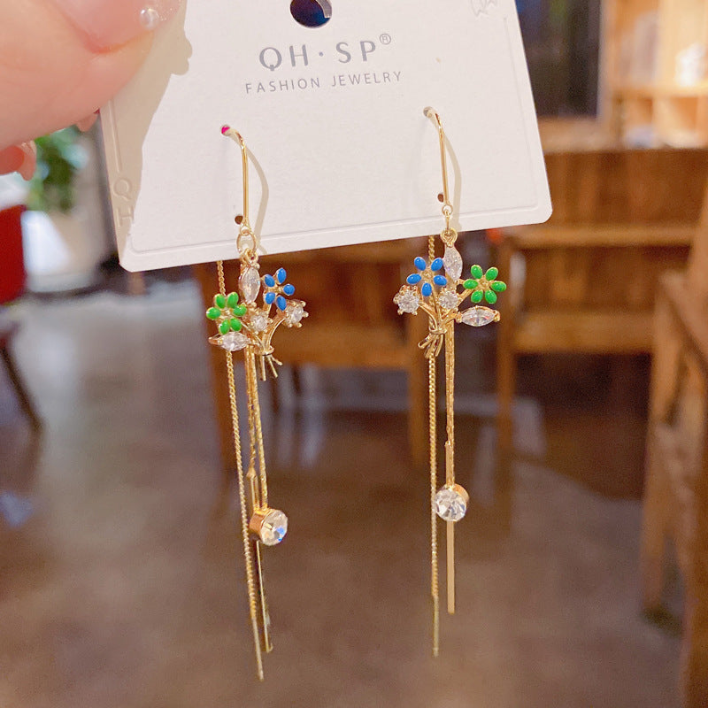 گوشواره آویز منگوله ای بلند زیرکون