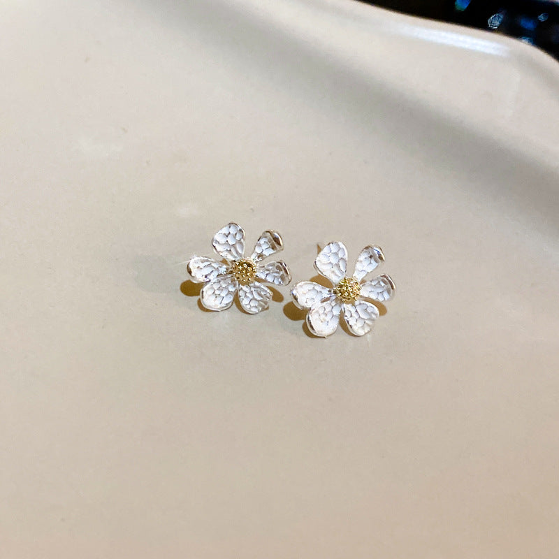 Silver Needle Flower Earrings Cn0020