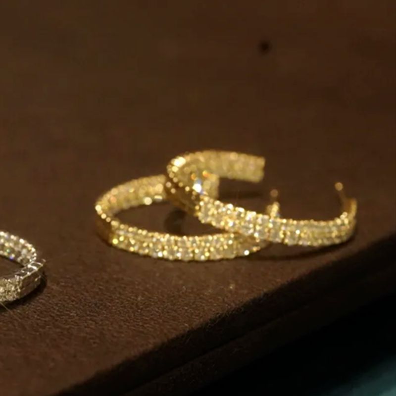 گوشواره دو طرفه حلقه گوشواره بزرگ نقره ای الماس، گوشواره دو طرفه کریستال زیرکون میکرو منبت کاری شده