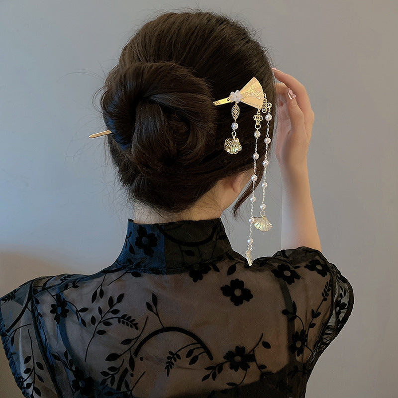 Antique Style Swing Hairpin Fan Tassel Hairpin