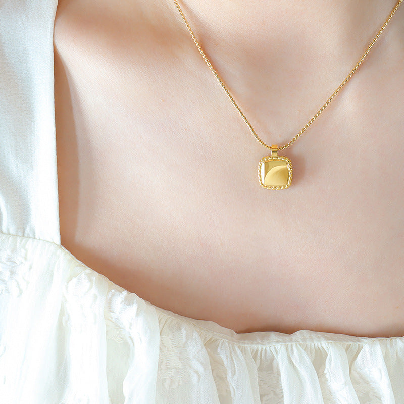 Geometric Square Thread Necklace Cn0268