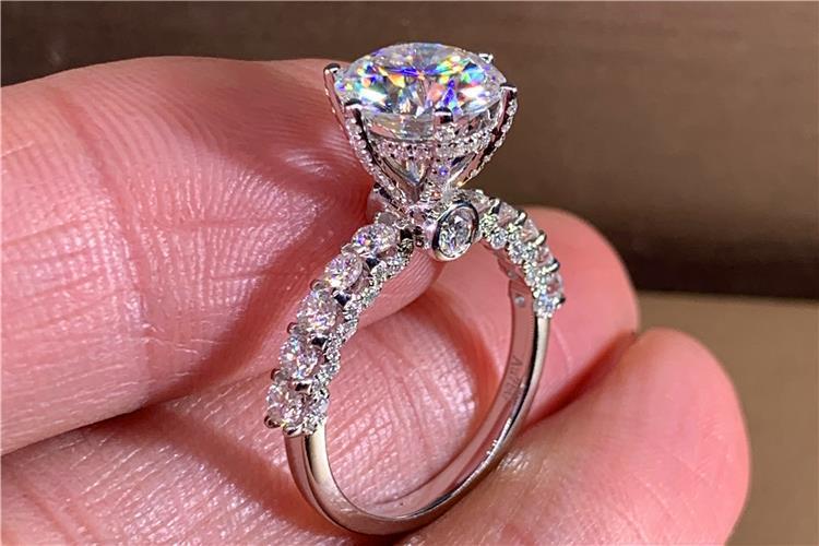 Six-Claw Mosanite Diamond Ring White Gold Color Inlaid Moissanite Inlaid Full Diamond Ring for Women