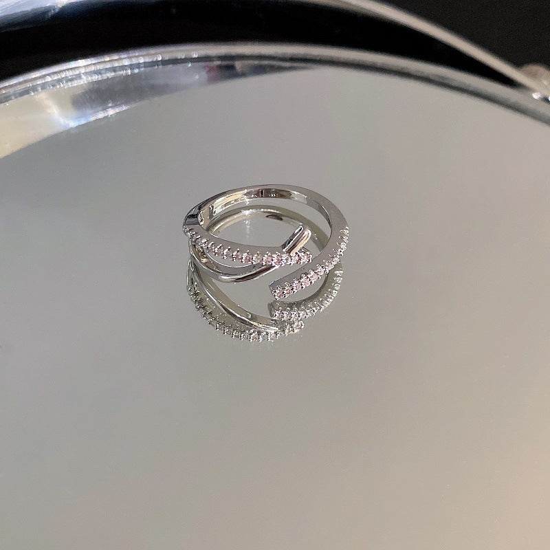 Zircon with Diamond Heart-Shaped Open Ring Cn0021