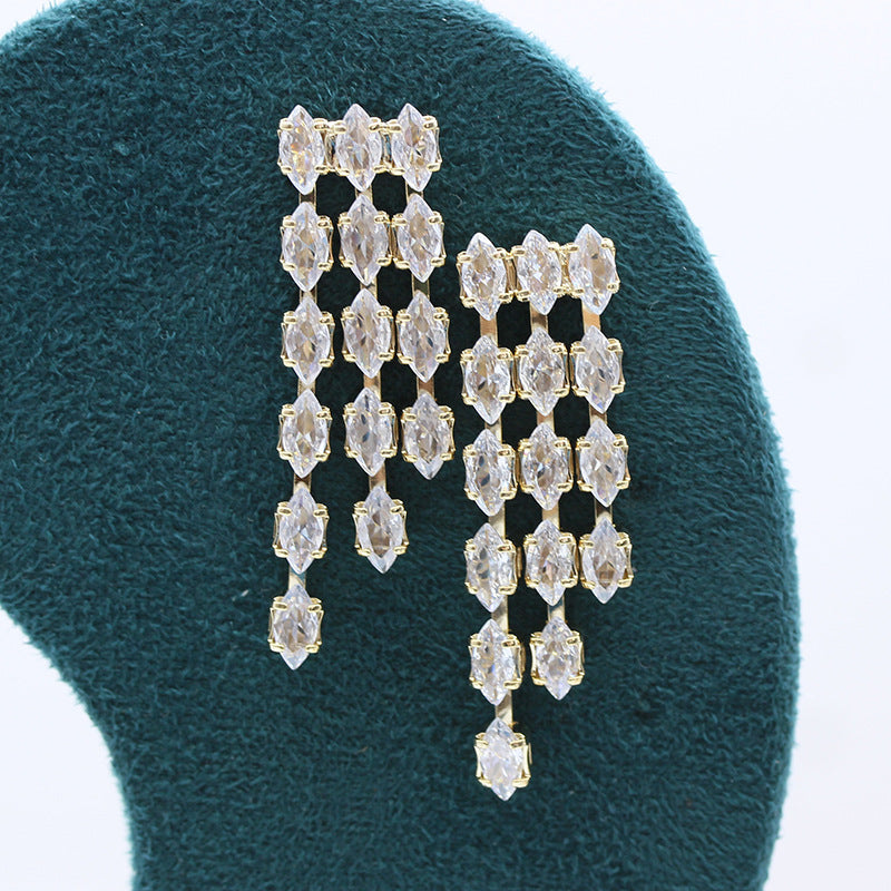 گوشواره چشم اسبی براق و متقارن جدید گوشواره زیرکونی با پرده آویزان