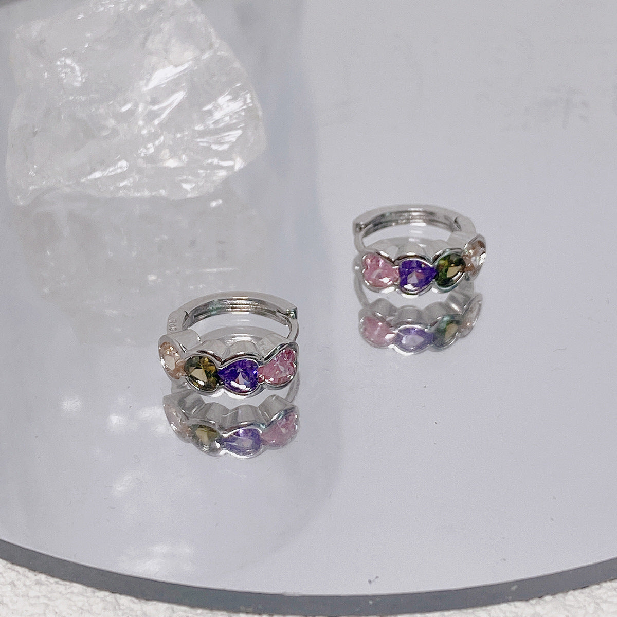 Color Serial Loving Heart Zircon Ear Clip Cn0073