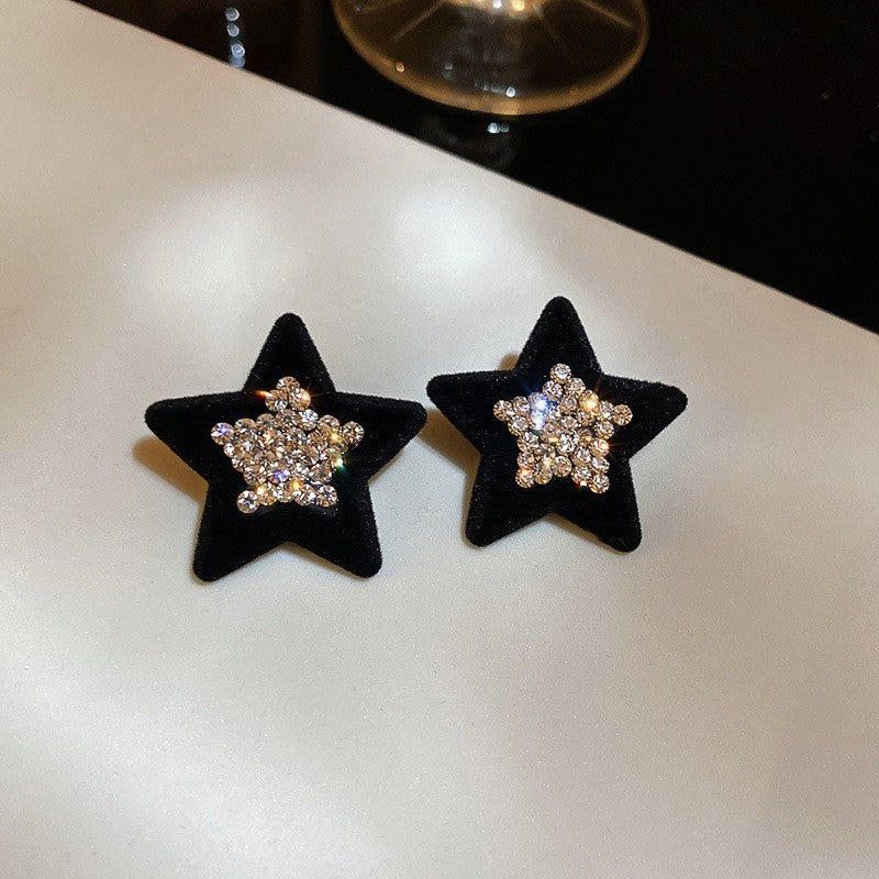 Sweet Kuchao Flu Dark Wind Ear Studs Cn0022