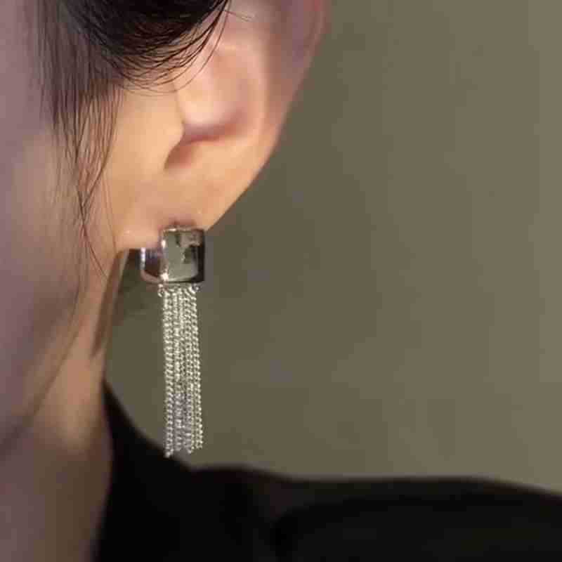 Chain Tassel Earrings Simple Temperament Ear Clip