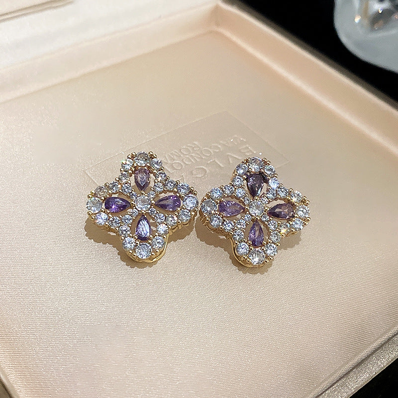 Silver Needle Zircon Clover Earrings and Necklace Set Cn0049