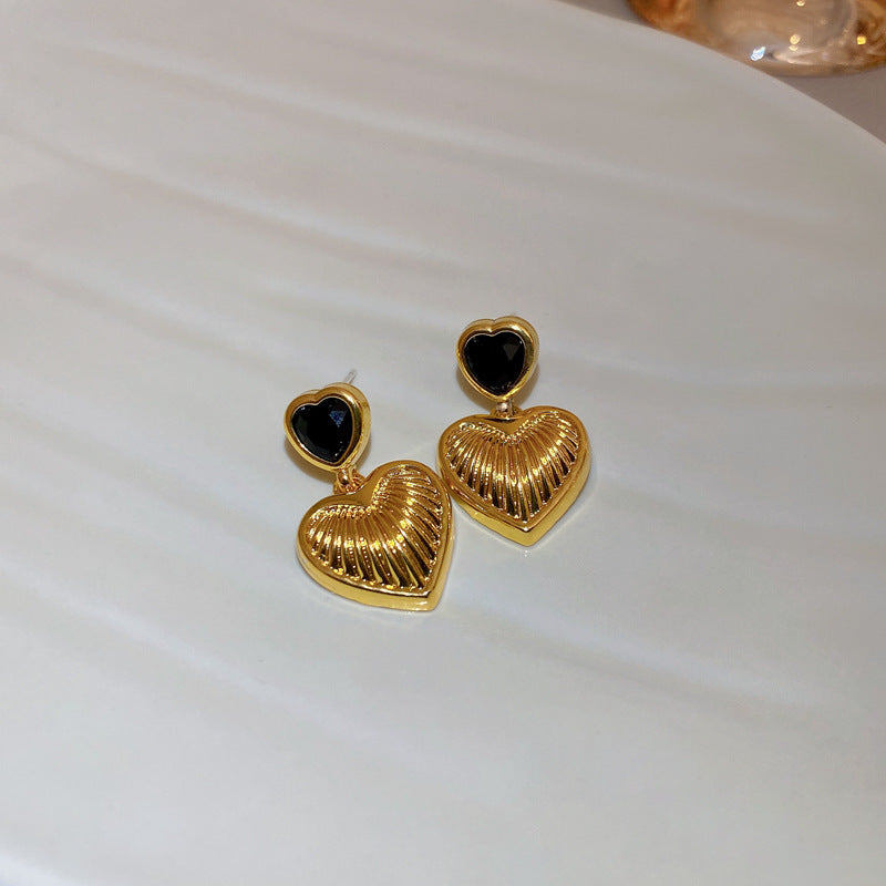 Love Palace Style Retro Stud Earrings Cn0019