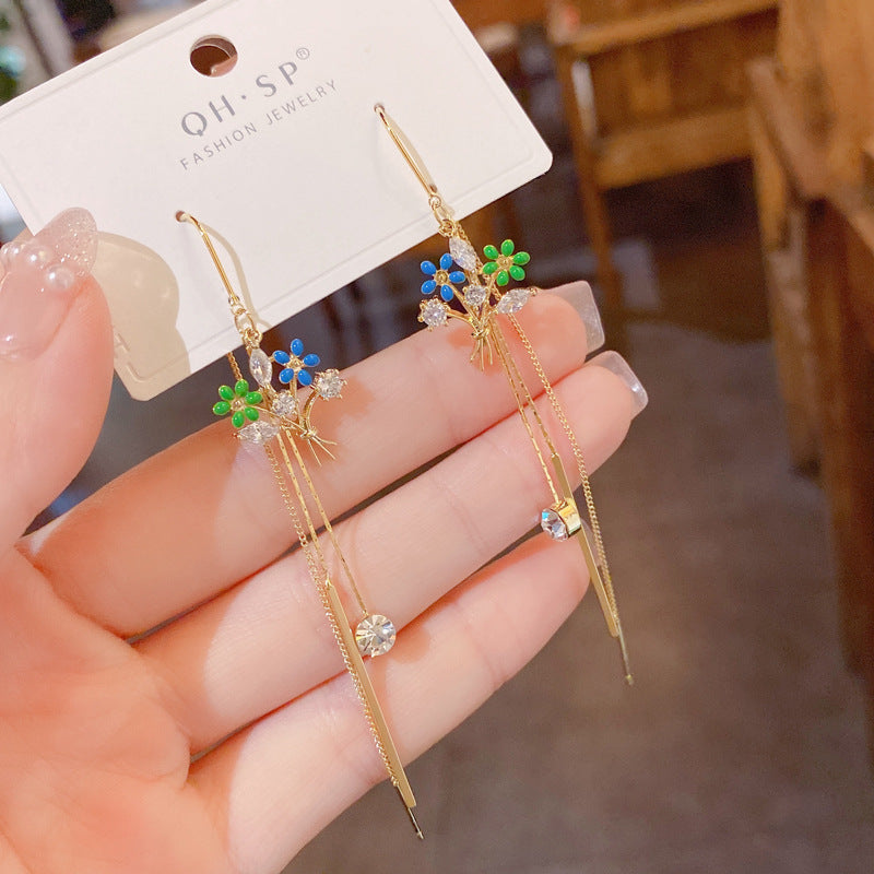 گوشواره آویز منگوله ای بلند زیرکون