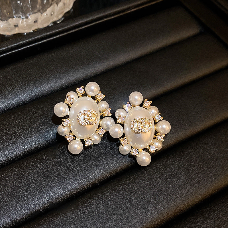 Retro Alphabet Zircon Earrings Cn0018