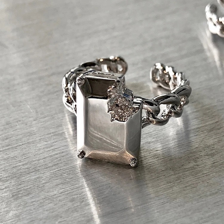 Irregular Zircon Heart-Shaped Open Ring CN0006