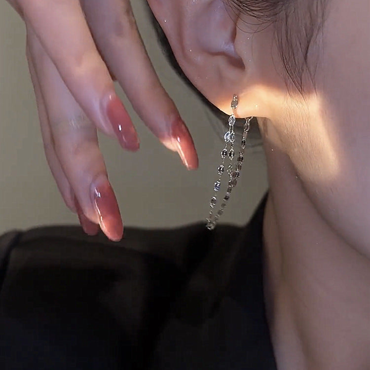 گوشواره منگوله ای دولایه لب زنجیر فلزی طرح علاقه خاص