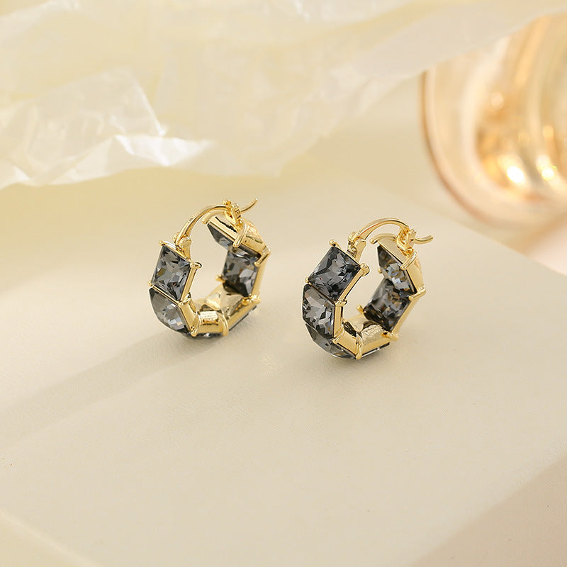 Pendientes de circonio de cristal negro Pendientes de metal